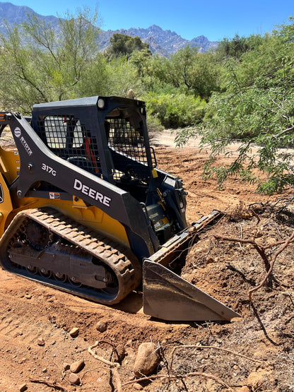 John Deere 317G Track Loader